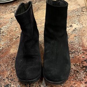 Marseille Suede Ankle Boots with Back Zipper Made in Italy Size 36.5